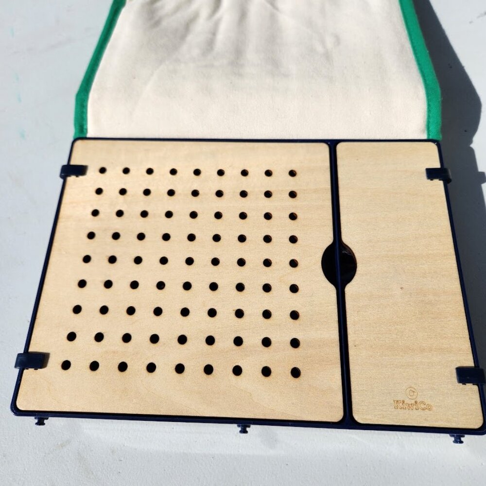 NEW KiwiCo. Kiwi Co. Pegboard Games Puzzles Travel Board Games Case Party Deskto - Picture 6 of 15